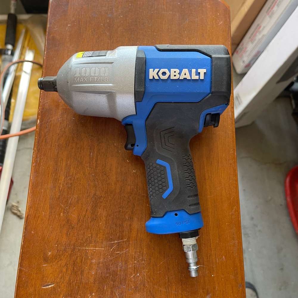 Kobalt 1/2-in Drive 1000-ft-lb Air Impact Wrench SGY-AIR236 7000 RPM 90 PSI